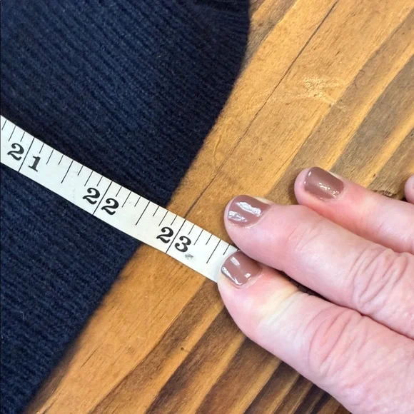 27 Miles navy 100% cashmere sweater with multicolored striped sleeves. Large - Picture 12 of 12